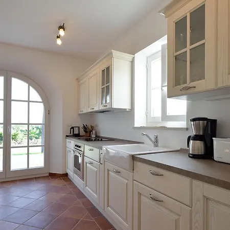 Maslinova Grana Villa *