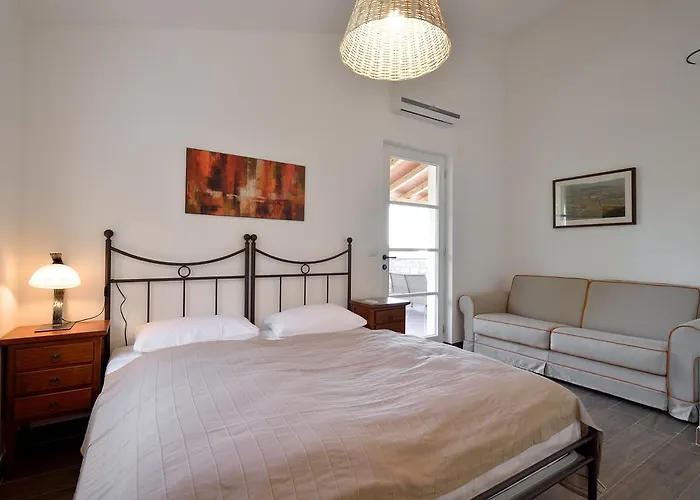 Maslinova Grana Villa *