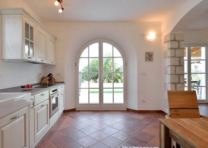 Maslinova Grana Tar-Vabriga